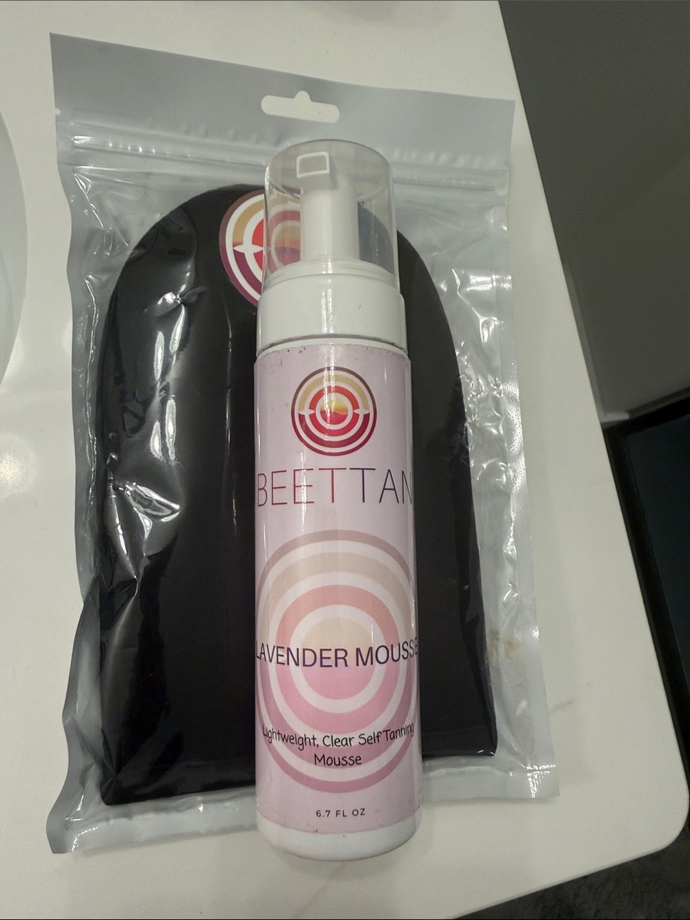Beet self tanning lavender mousse with Mitt NWT